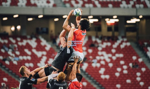 维尔茨两度妙传导演胜利，药厂客场力克法兰克福稳踞榜首